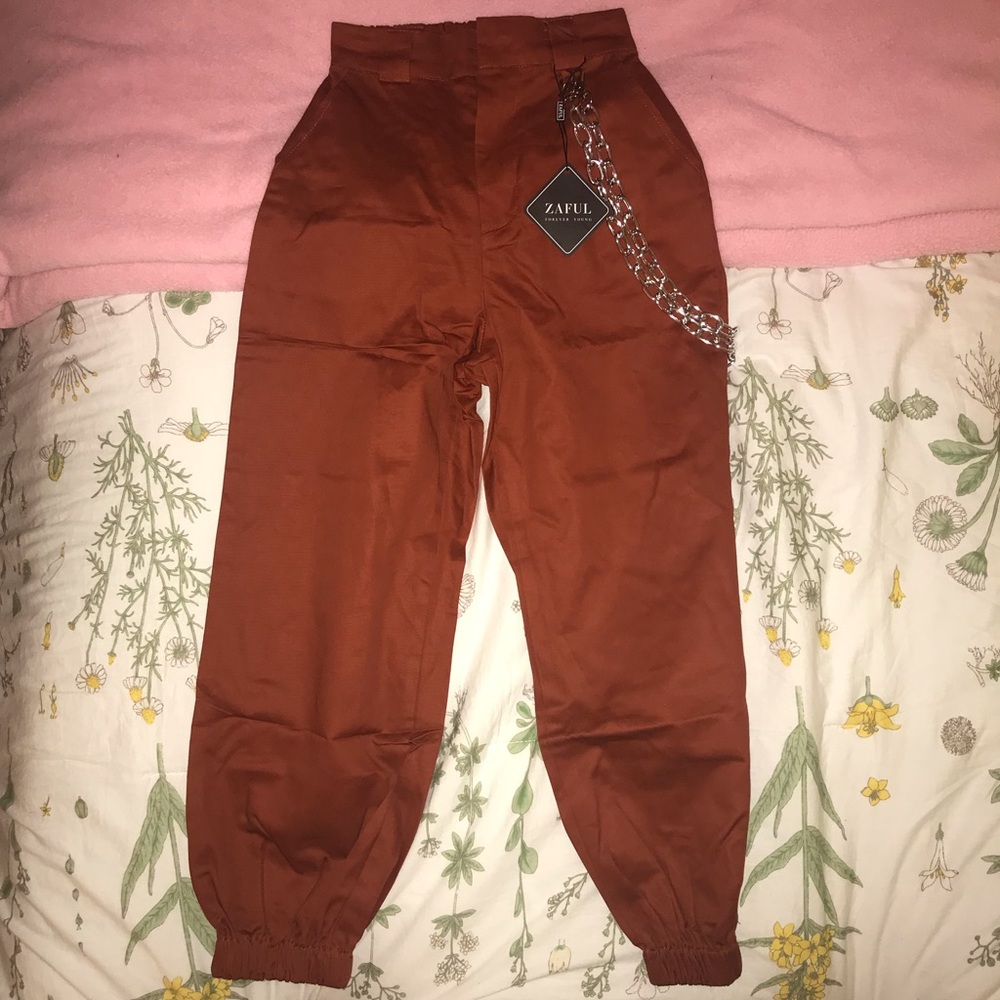 zaful chestnut red chained pants